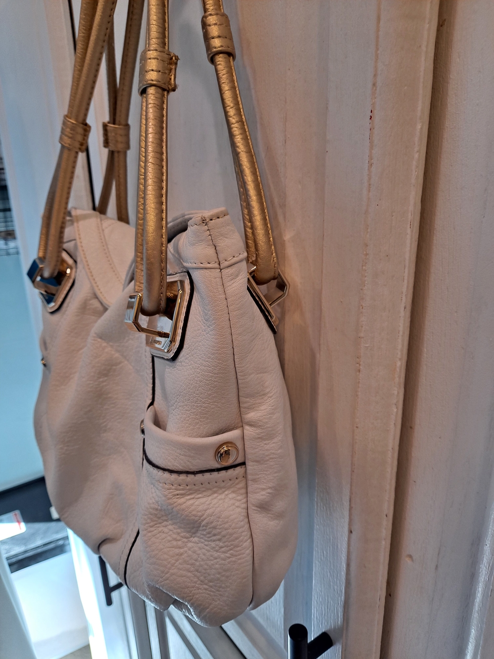 B. Makowsky Y2k White Pebbled Leather Hobo Slouchy Bag Boho Chic Gold Handles - Picture 5 of 15